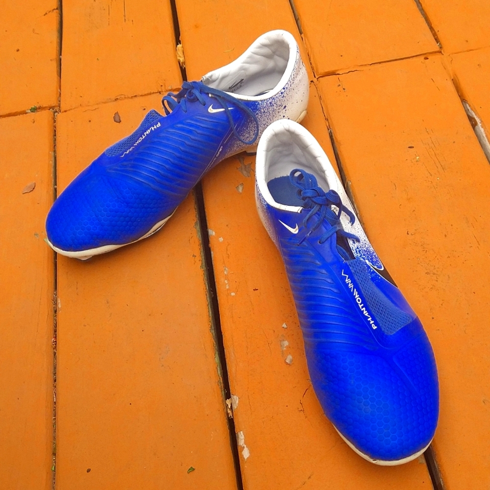 Nike Men's Phantom VNM Soccer Cleats